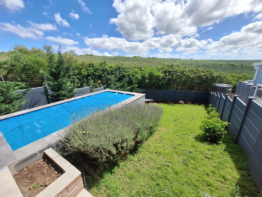 2 Bedroom Property for Sale in Wavecrest Eastern Cape